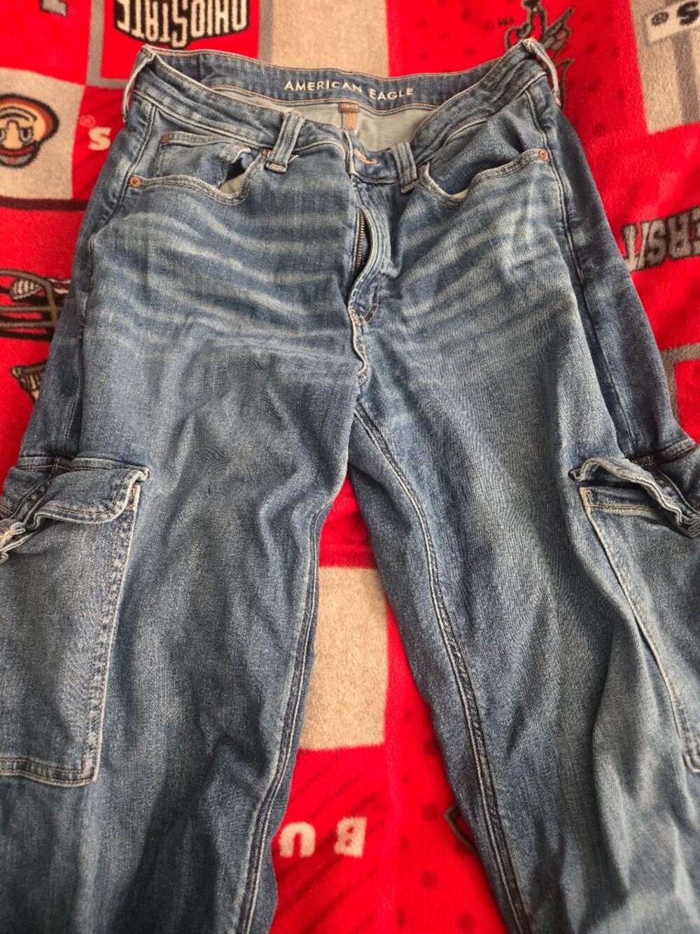American eagle cargo jeans